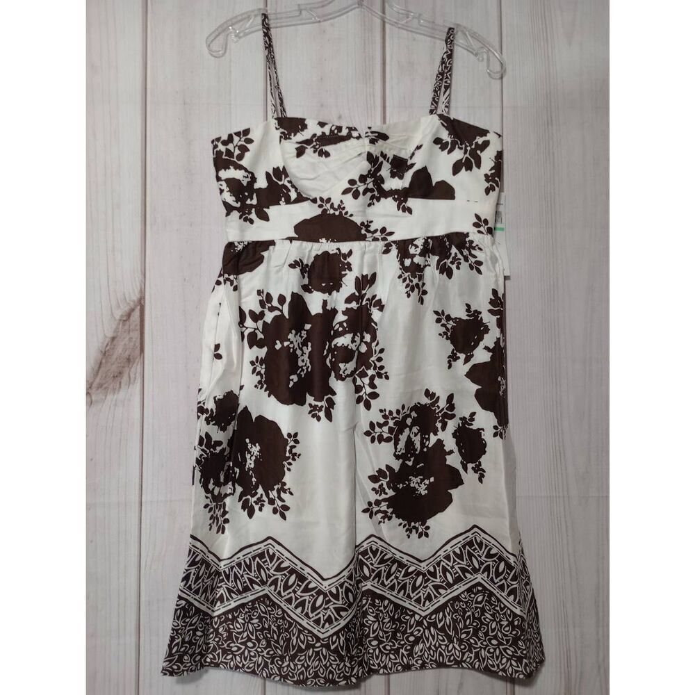 London Style Dress Ladies 8 Brown White Sleeveless Light Weight